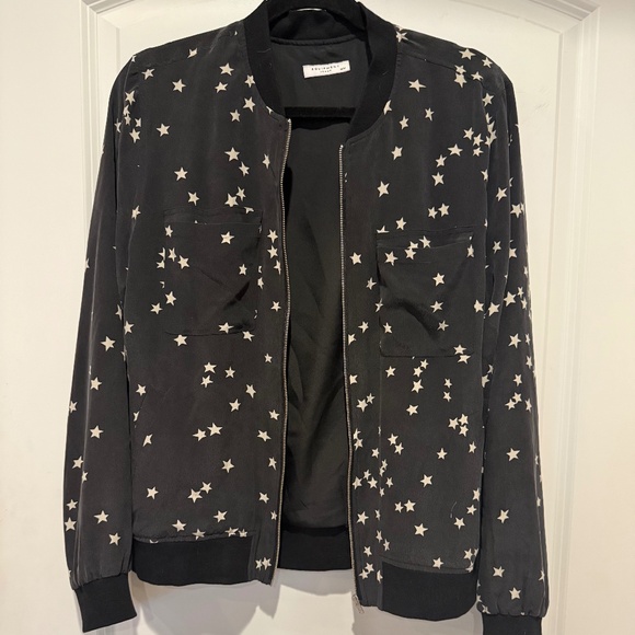 Equipment - silk black number with star detail - Picture 1 of 4